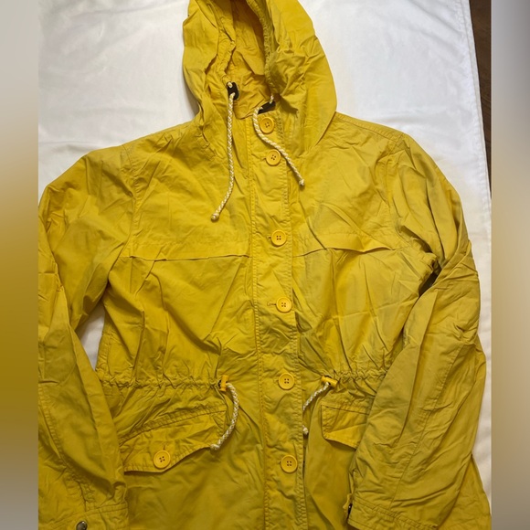 J. Crew size large yellow light windbreaker jacket - Picture 2 of 12